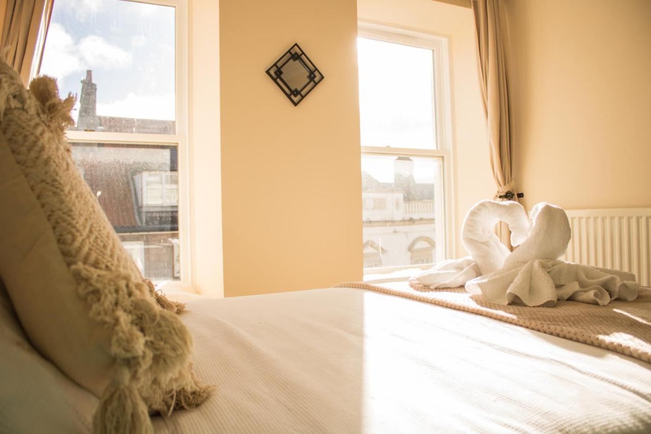 Stunning 3 Double Bedroom Apartment - *Town Centre / Near Beach* Berwick Upon Tweed Exterior foto